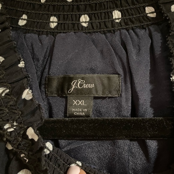 J. Crew Blouse. Top. Long Sleeve. XXL. Polka dot. Chiffon. Mock neck. - Picture 7 of 8